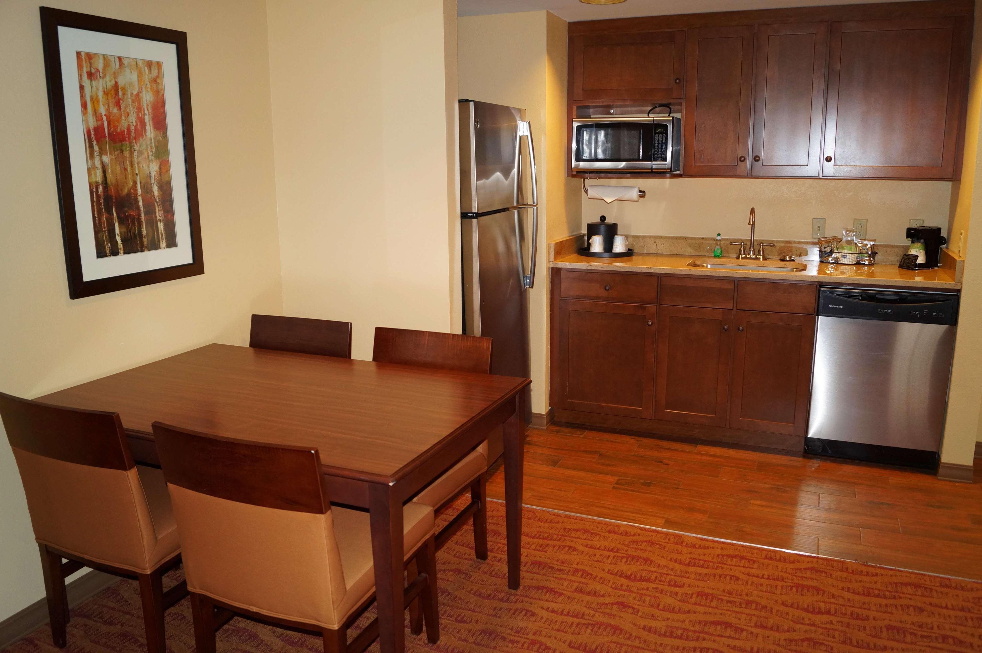 Hampton Inn Altoona Buitenkant foto