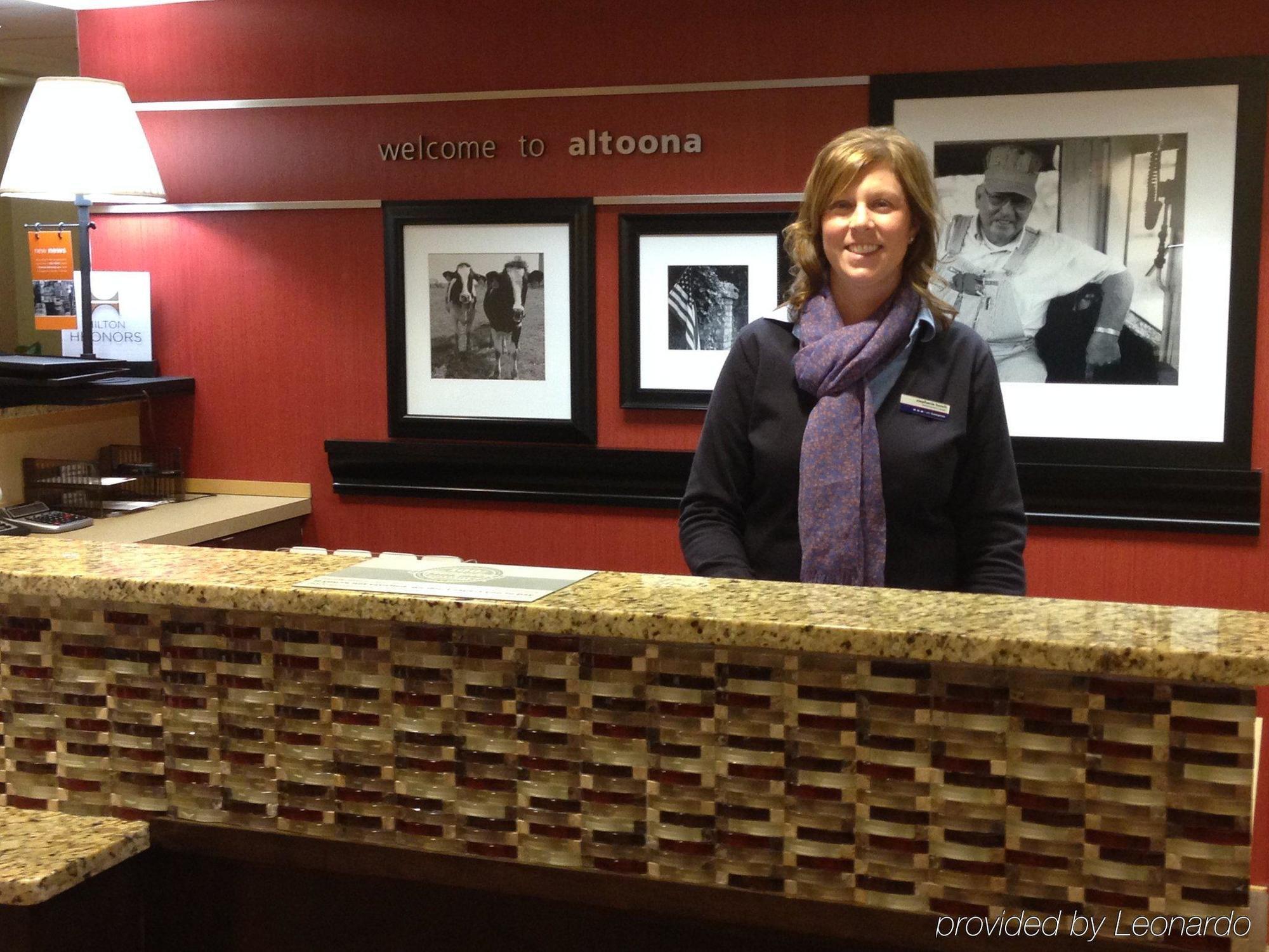 Hampton Inn Altoona Buitenkant foto