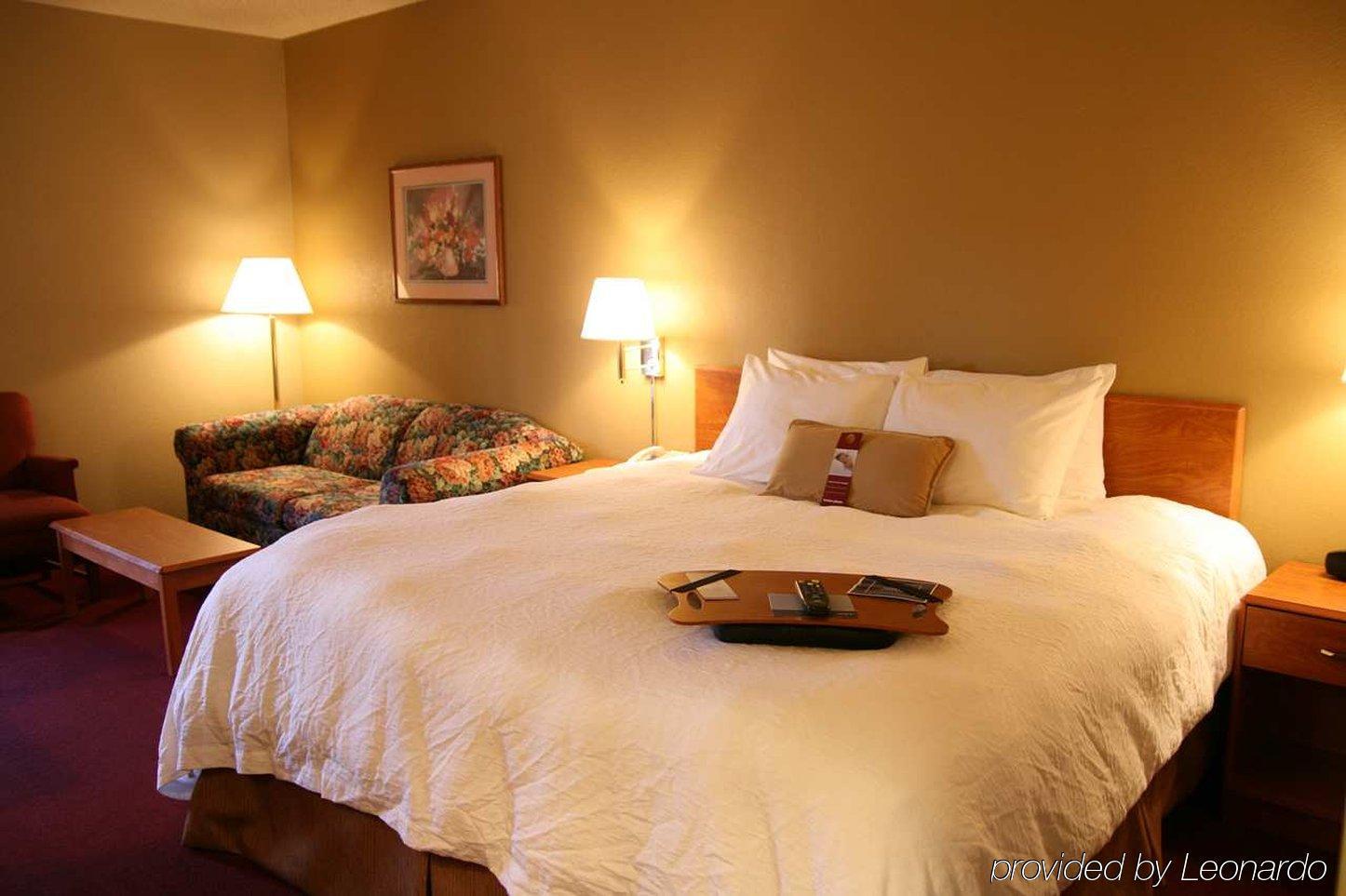 Hampton Inn Altoona Buitenkant foto