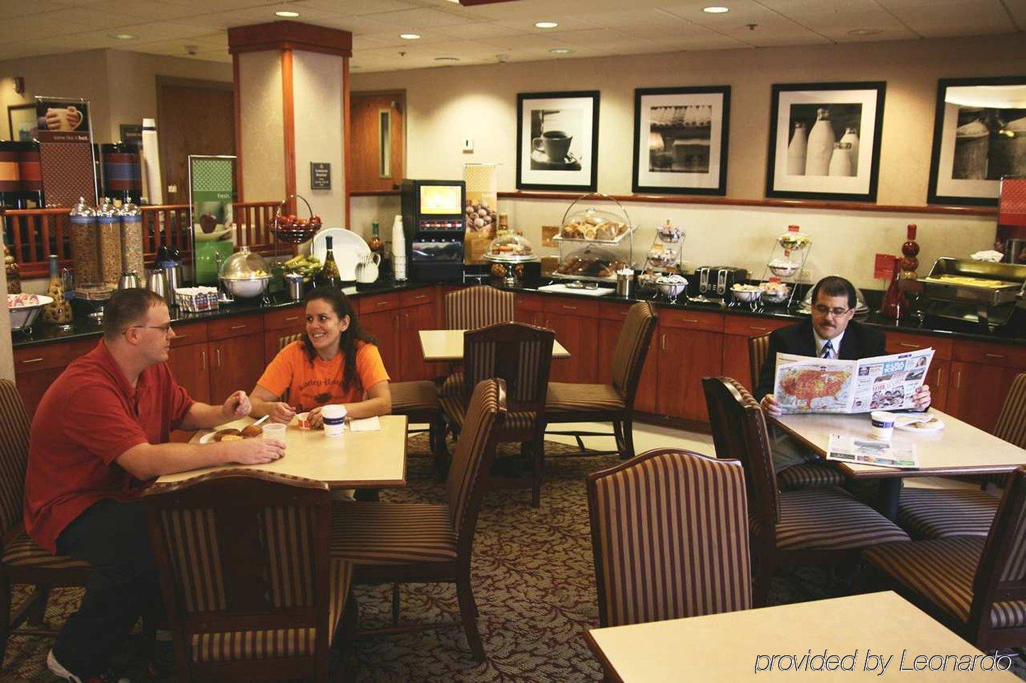 Hampton Inn Altoona Restaurant foto